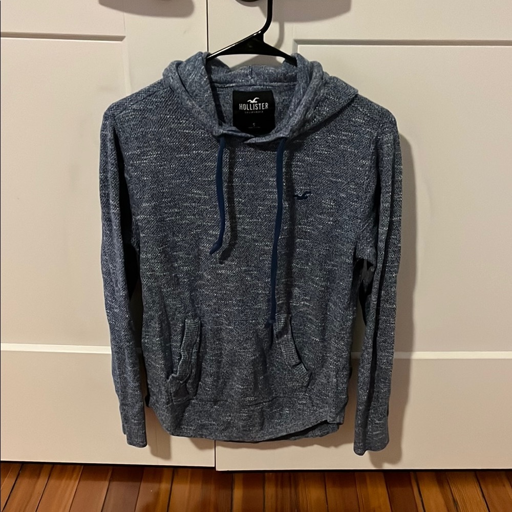 Hollister Men's Blue Hoodie